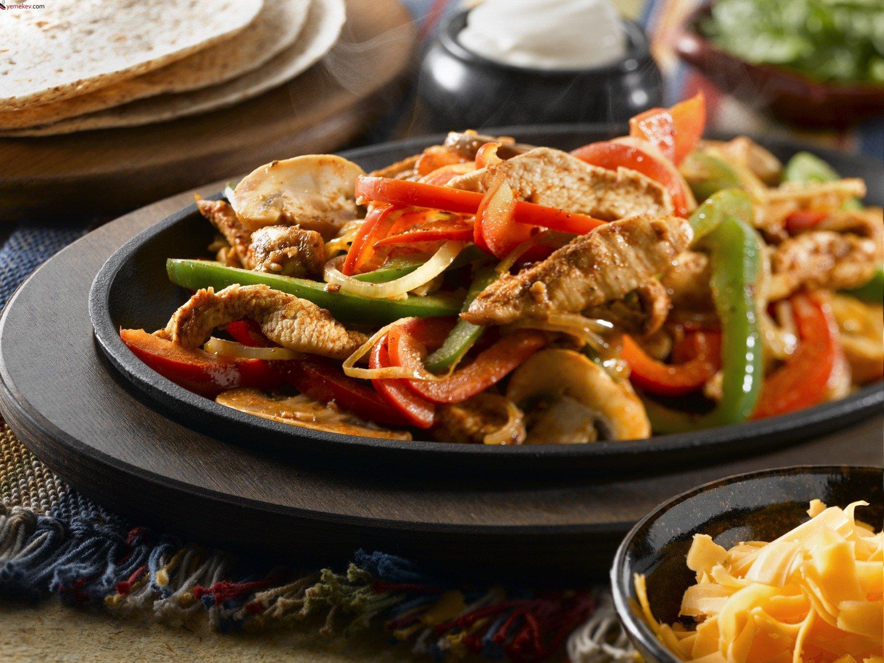 Tavuk Fajita